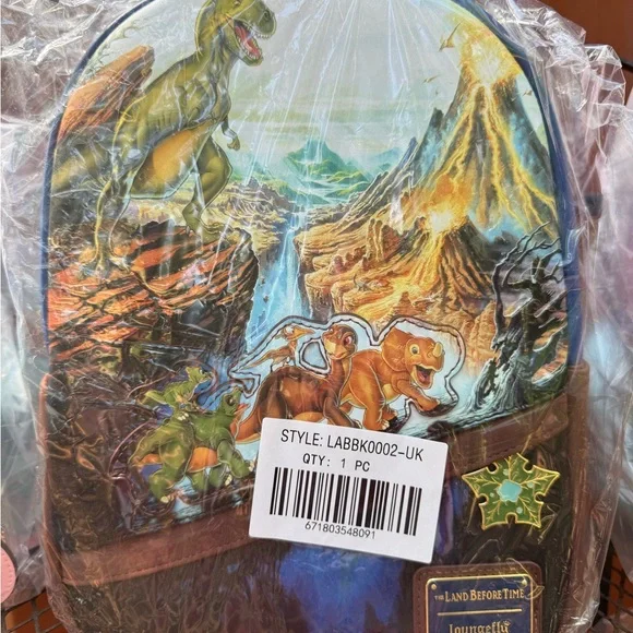 Disney Loungefly Hard Tag Land Before Time Backpack - Picture 1 of 1